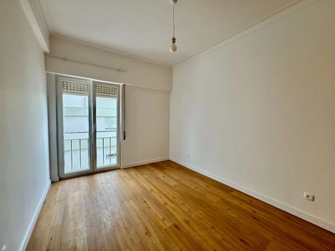 Apartamento T2 para Arrendamento em Lisboa Foto 14