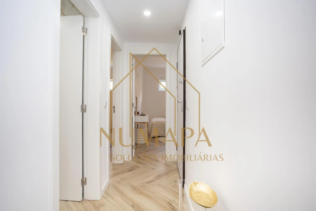 Apartamento T2 para Venda em Almada Foto 15