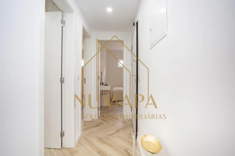 Apartamento T2 para Venda em Almada Foto 15