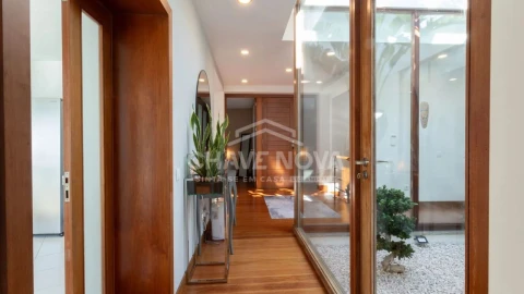 Moradia T4 para Venda em Espinho