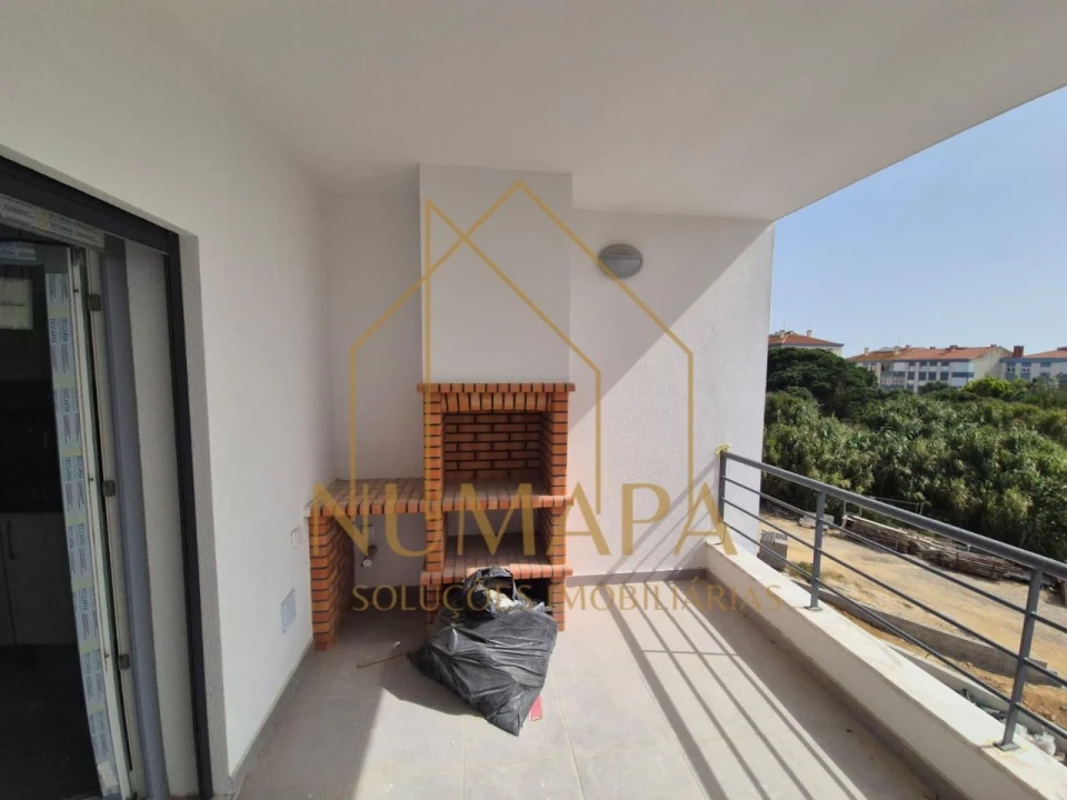 Apartamento T2 para Venda em Paio Pires Foto 24