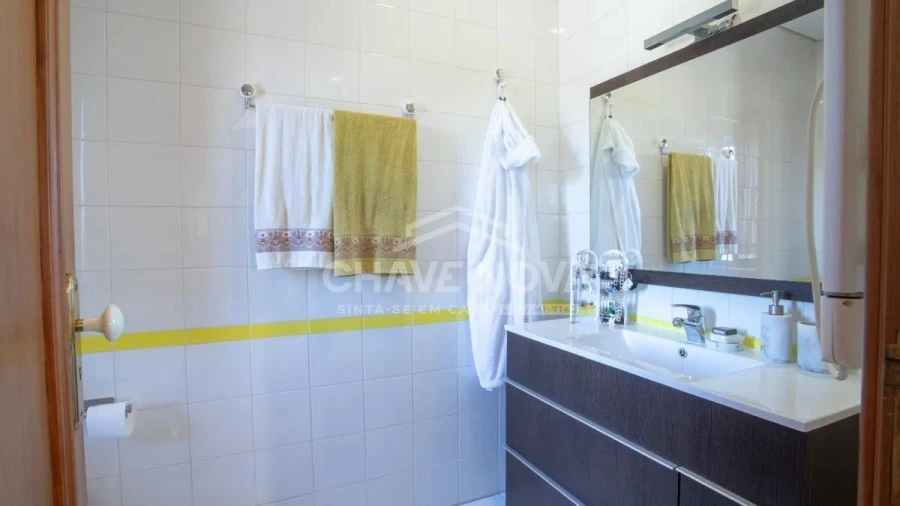 Apartamento T3 para Venda em Lourosa Foto 27