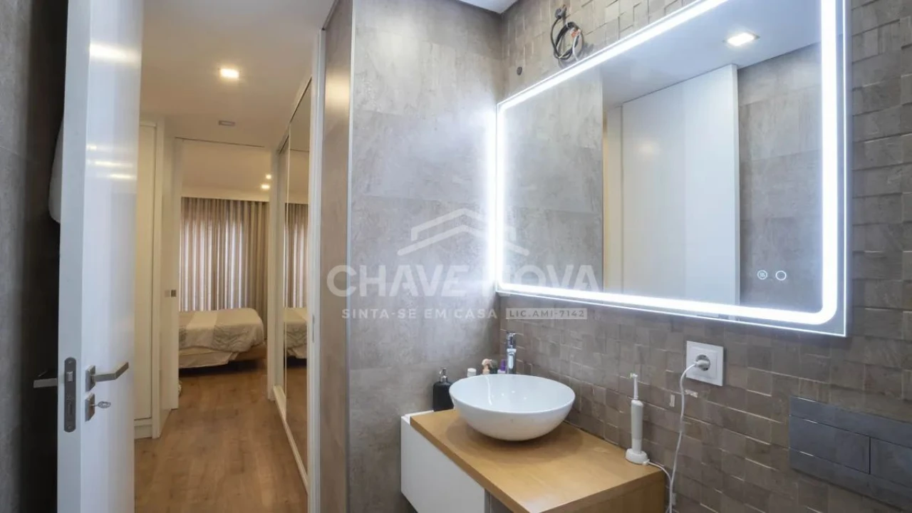 Apartamento T3 para Venda em São João da Madeira Foto 20