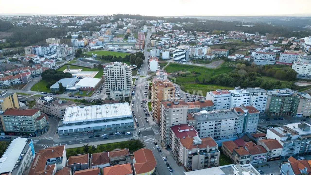 Apartamento T3 para Venda em São João da Madeira Foto 33
