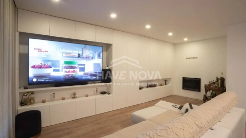 Apartamento T3 para Venda em São João da Madeira
