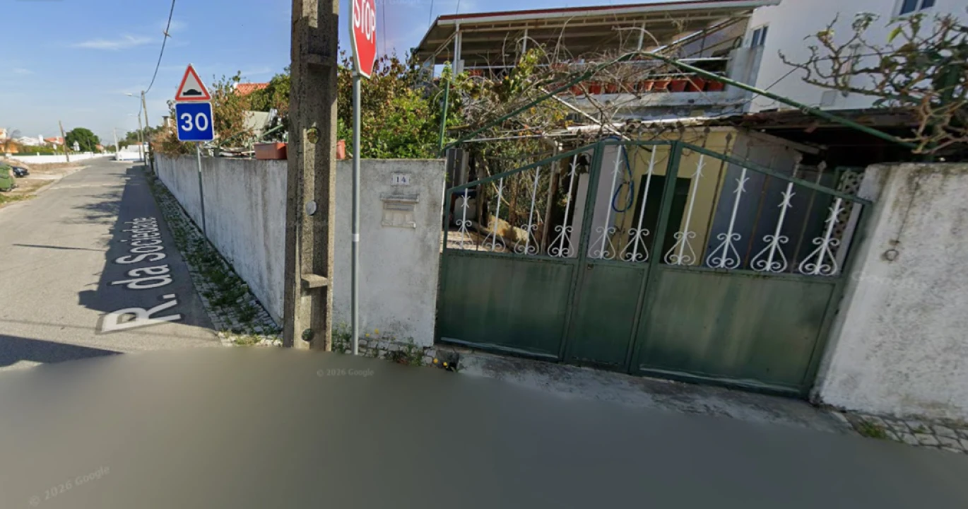 Moradia T4 para Venda em Lagoínha Foto 1
