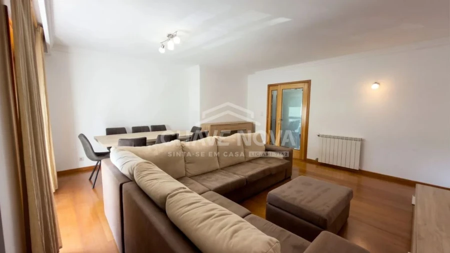 Apartamento T2 para Venda em Vila Nova de Gaia Foto 5
