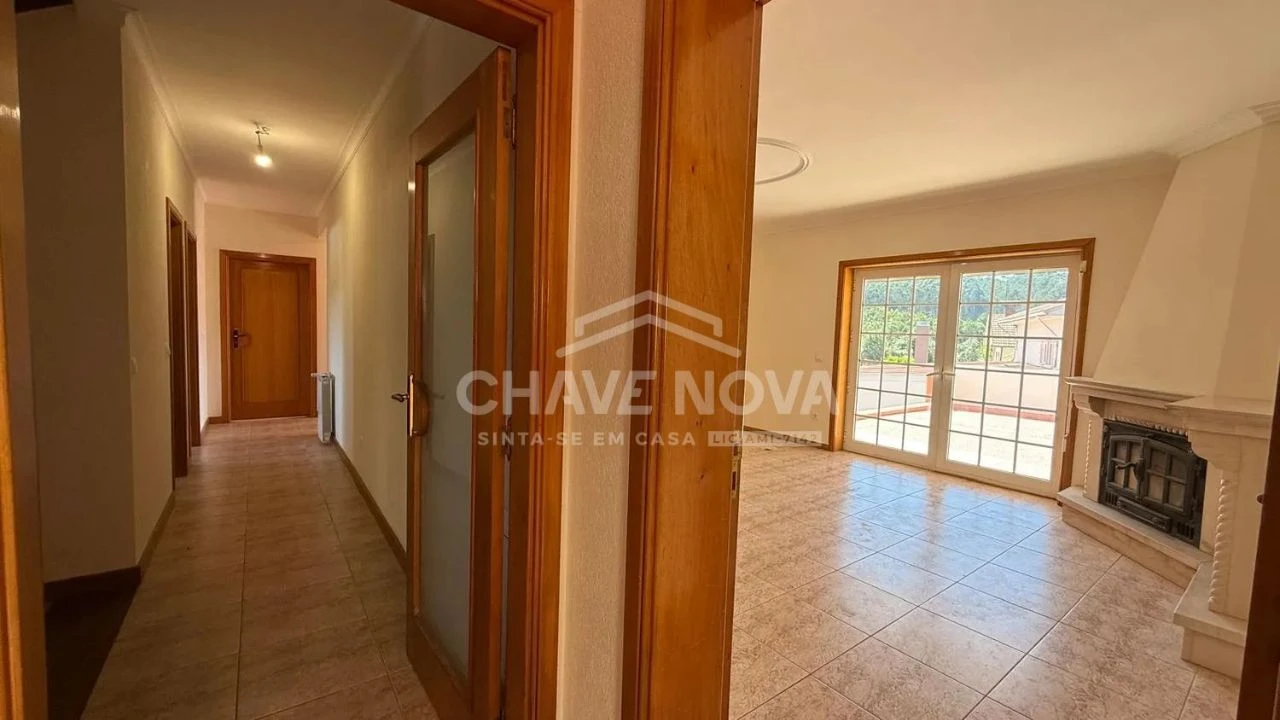 Moradia T3 para Venda em Mouchão Foto 15