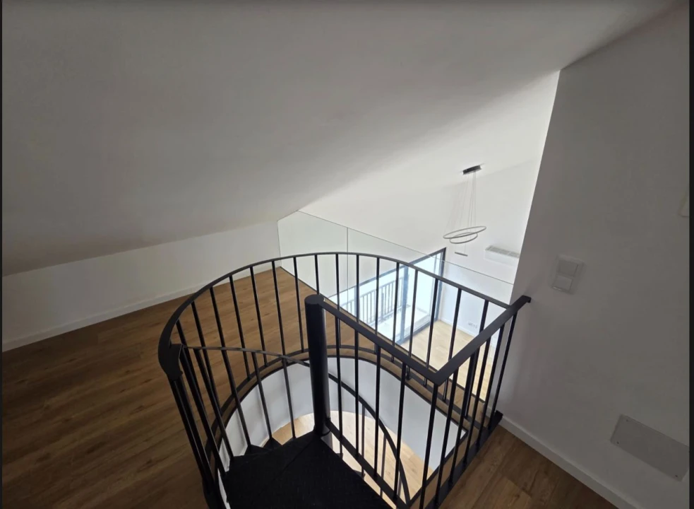 Apartamento T2 para Venda em Alcabideche Foto 17