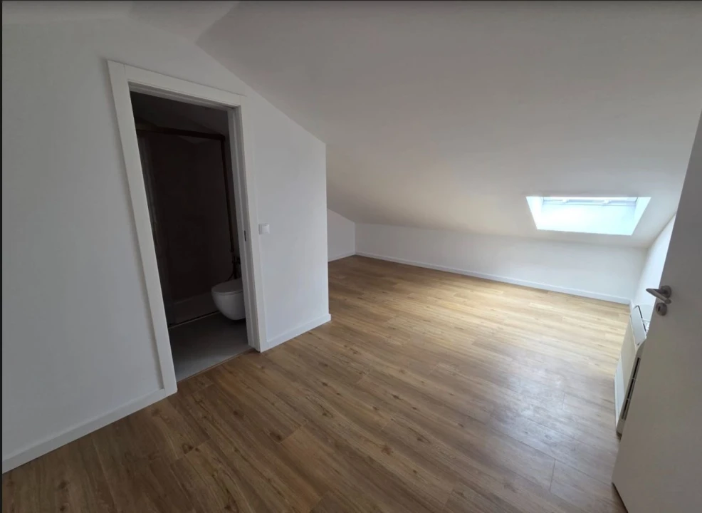 Apartamento T2 para Venda em Alcabideche Foto 19