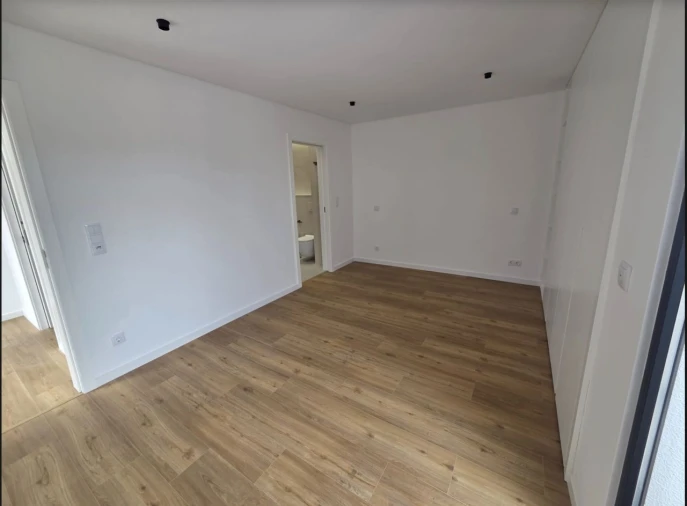 Apartamento T2 para Venda em Alcabideche Foto 13