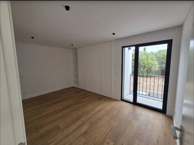 Apartamento T2 para Venda em Alcabideche Foto 11