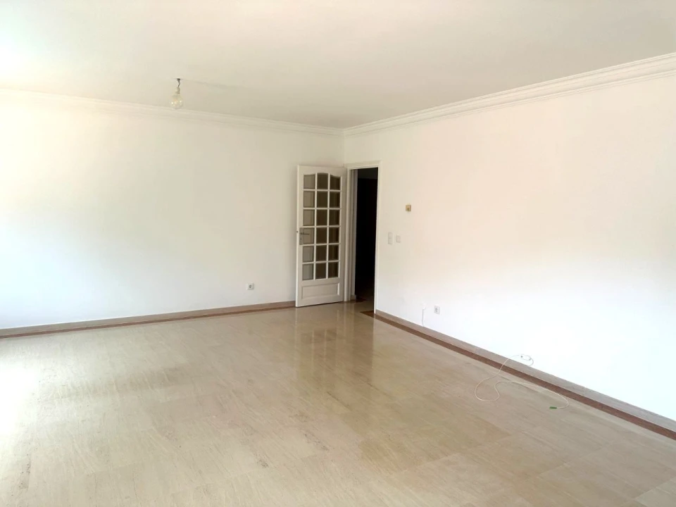 Apartamento T2 para Arrendamento em Cascais Foto 4