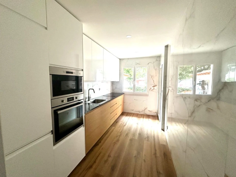 Apartamento T2 para Arrendamento em Cascais Foto 7