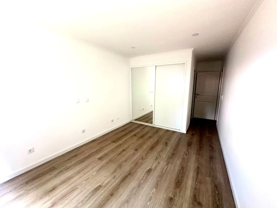 Apartamento T2 para Arrendamento em Cascais Foto 13