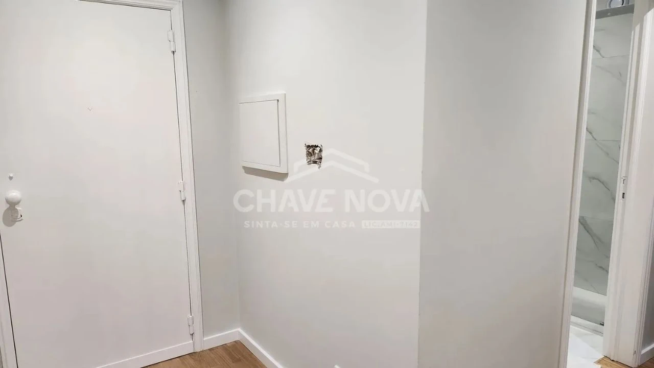 Apartamento T1 para Venda em Vila Nova de Gaia Foto 7