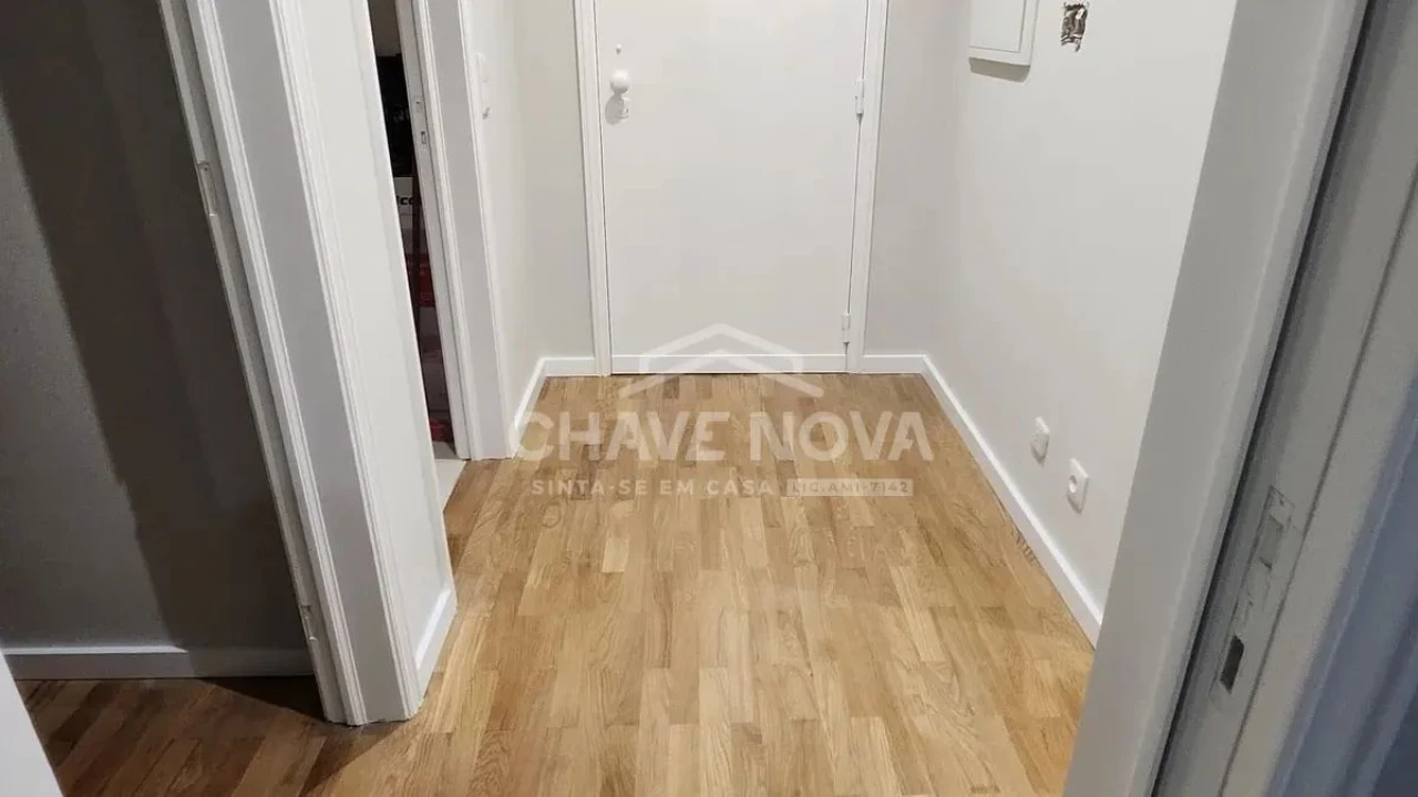Apartamento T1 para Venda em Vila Nova de Gaia Foto 9