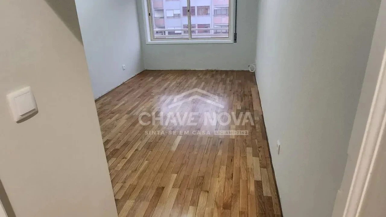 Apartamento T1 para Venda em Vila Nova de Gaia Foto 12