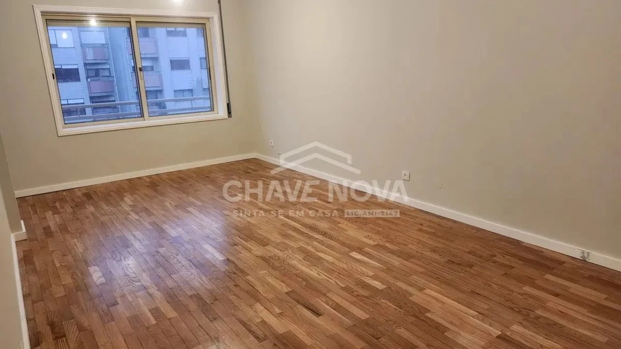 Apartamento T1 para Venda em Vila Nova de Gaia Foto 22