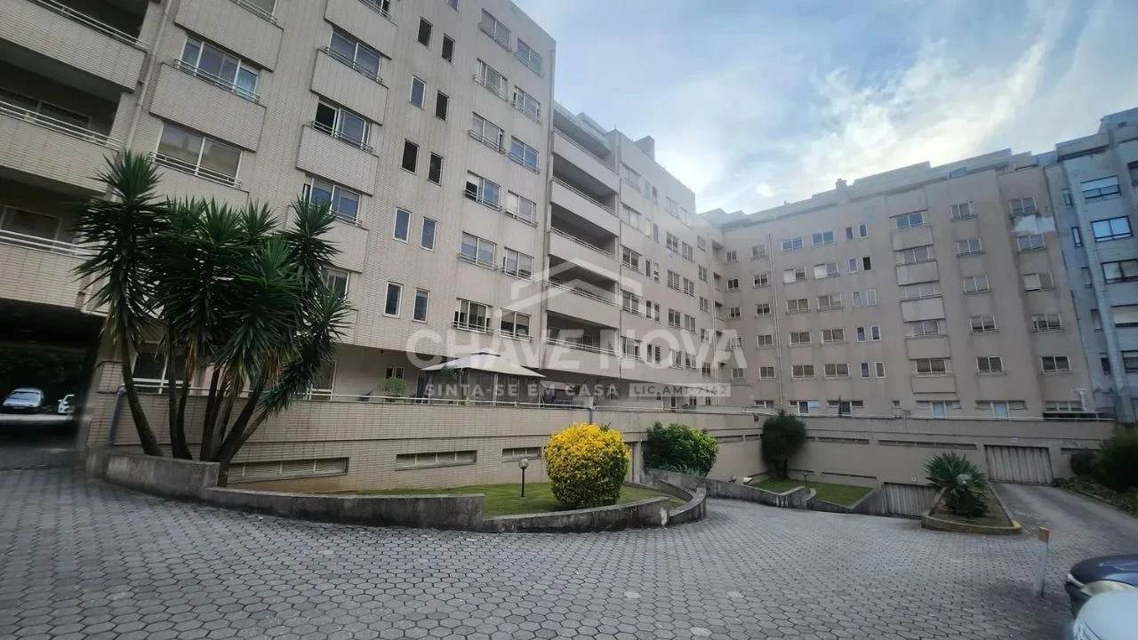 Apartamento T1 para Venda em Vila Nova de Gaia Foto 32
