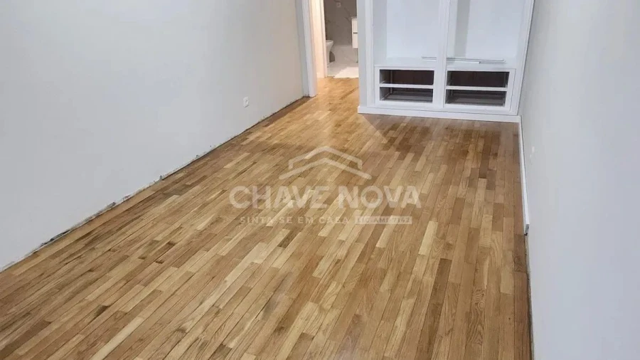 Apartamento T1 para Venda em Vila Nova de Gaia Foto 11