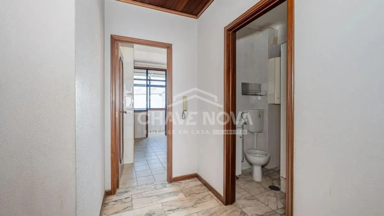 Apartamento T2 para Venda em Vila Nova de Gaia Foto 14