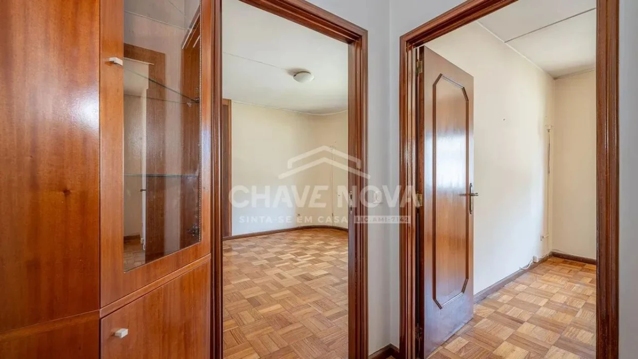 Apartamento T2 para Venda em Vila Nova de Gaia Foto 35