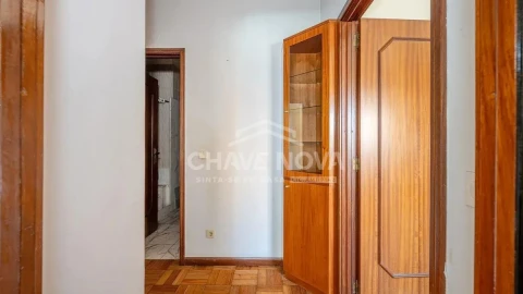 Apartamento T2 para Venda em Vila Nova de Gaia