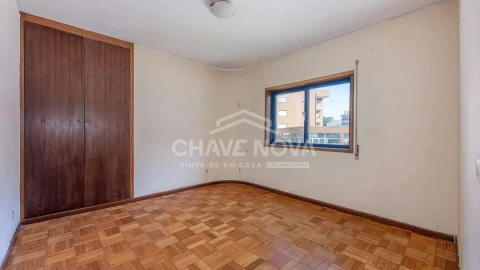 Apartamento T2 para Venda em Vila Nova de Gaia