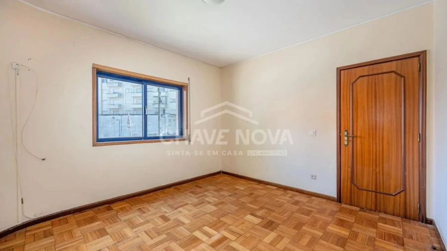 Apartamento T2 para Venda em Vila Nova de Gaia Foto 8