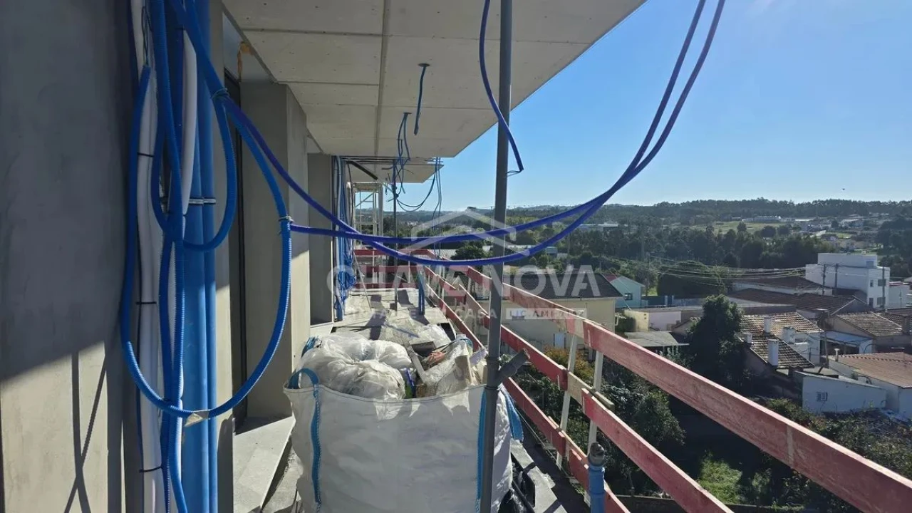Apartamento T1 para Venda em São Félix da Marinha Foto 10