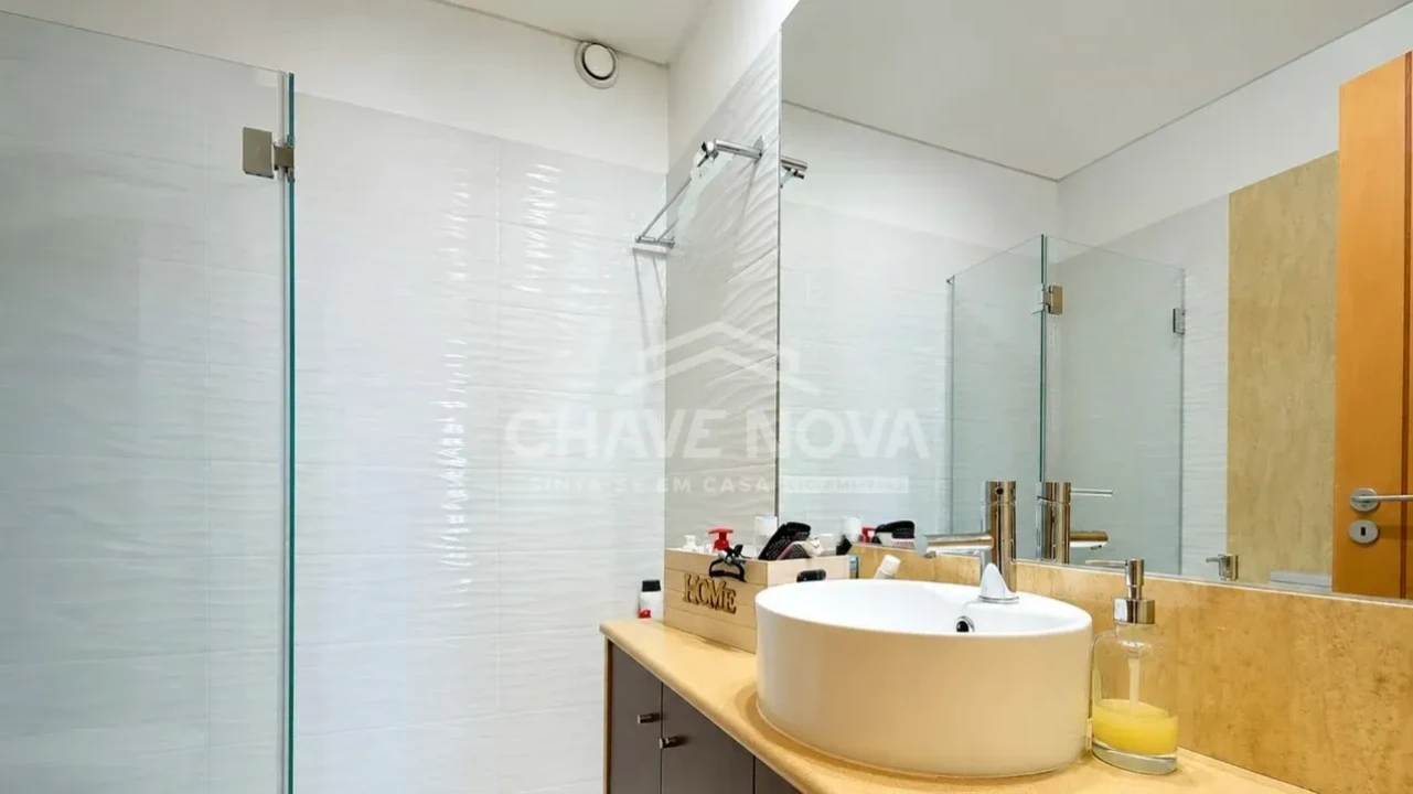 Apartamento T4 para Venda em Vila Nova de Gaia Foto 13