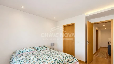 Apartamento T4 para Venda em Vila Nova de Gaia
