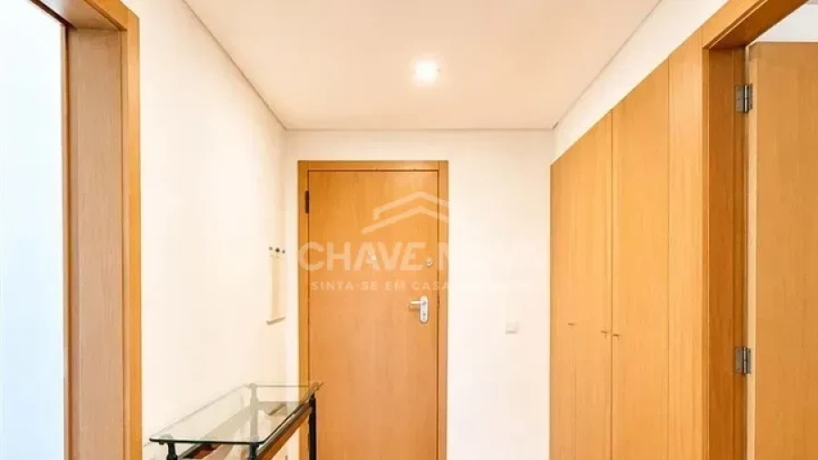 Apartamento T4 para Venda em Vila Nova de Gaia Foto 7