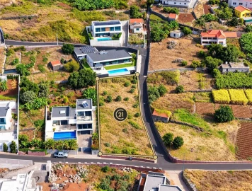 Terreno para Venda em Estreito Calheta