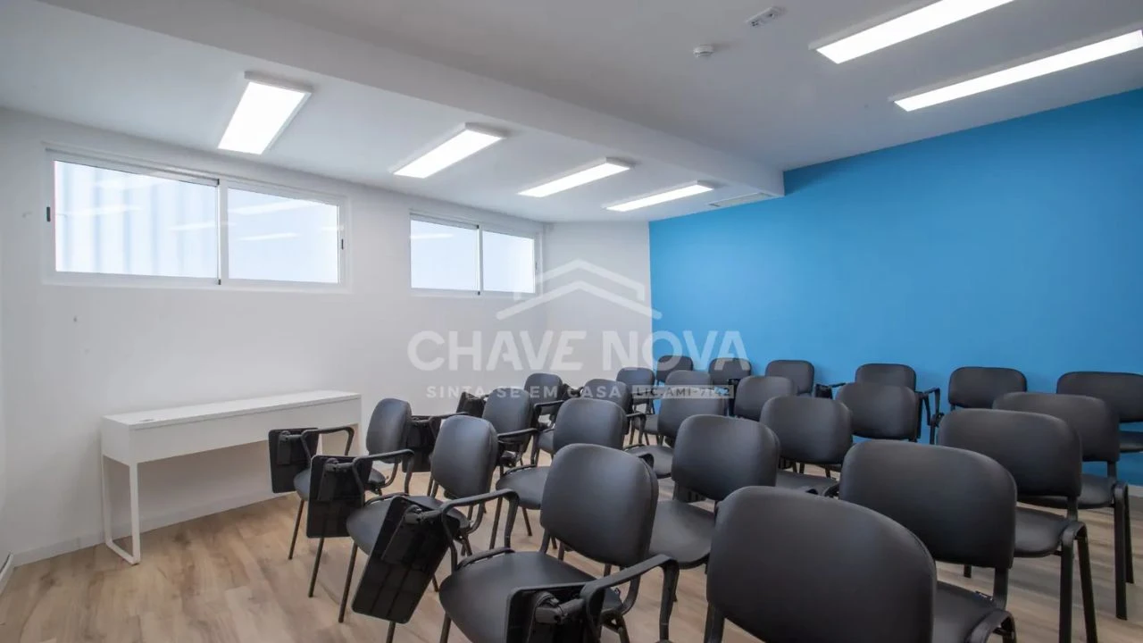 Loja para Venda em Vila Nova de Gaia Foto 1
