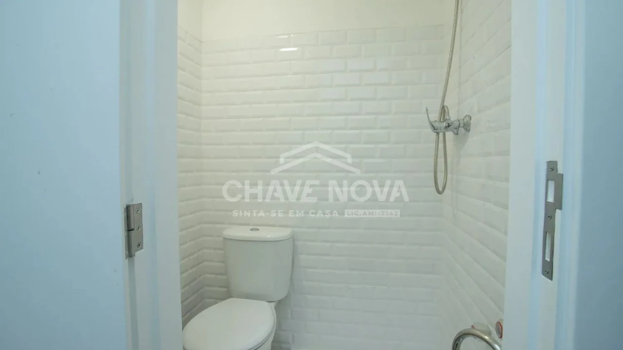 Loja para Venda em Vila Nova de Gaia Foto 15