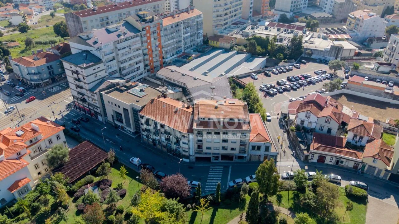 Loja para Venda em Vila Nova de Gaia Foto 31