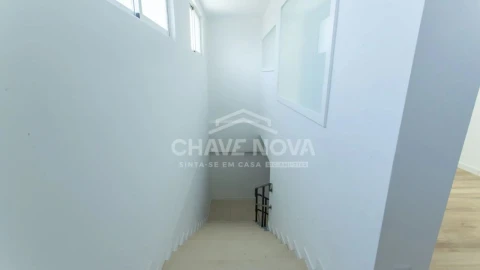 Loja para Venda em Vila Nova de Gaia