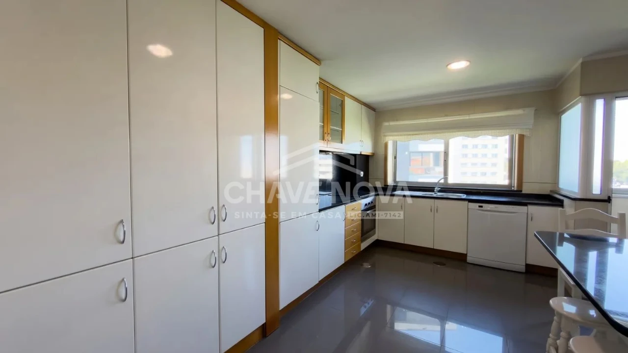 Apartamento T2 para Venda em Vila Nova de Gaia Foto 13