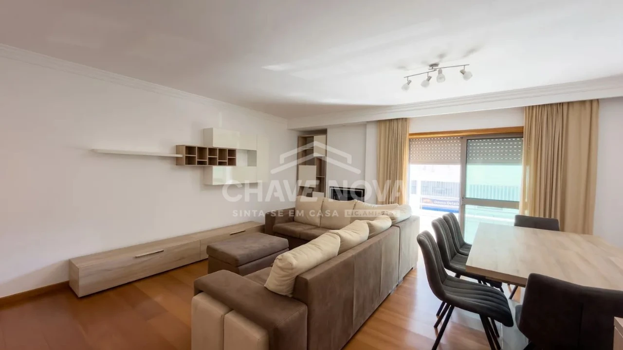 Apartamento T2 para Venda em Vila Nova de Gaia Foto 21