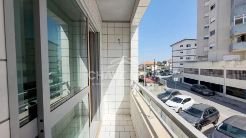 Apartamento T2 para Venda em Vila Nova de Gaia