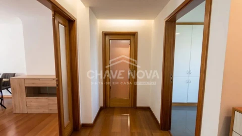 Apartamento T2 para Venda em Vila Nova de Gaia