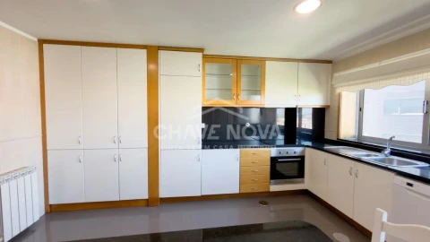 Apartamento T2 para Venda em Vila Nova de Gaia