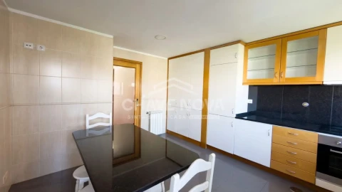 Apartamento T2 para Venda em Vila Nova de Gaia