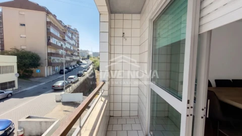 Apartamento T2 para Venda em Vila Nova de Gaia
