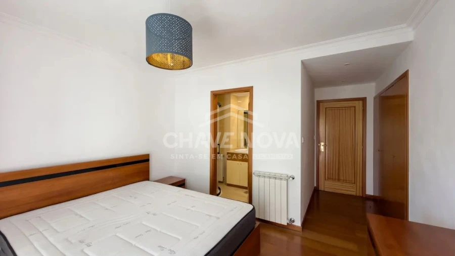 Apartamento T2 para Venda em Vila Nova de Gaia Foto 6