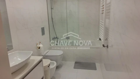 Apartamento T2 para Venda em Vila Nova de Gaia