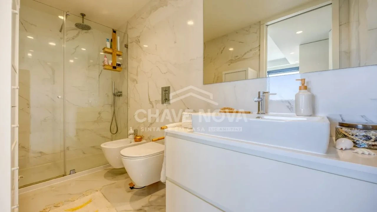 Apartamento T2 para Venda em Vila Nova de Gaia Foto 13