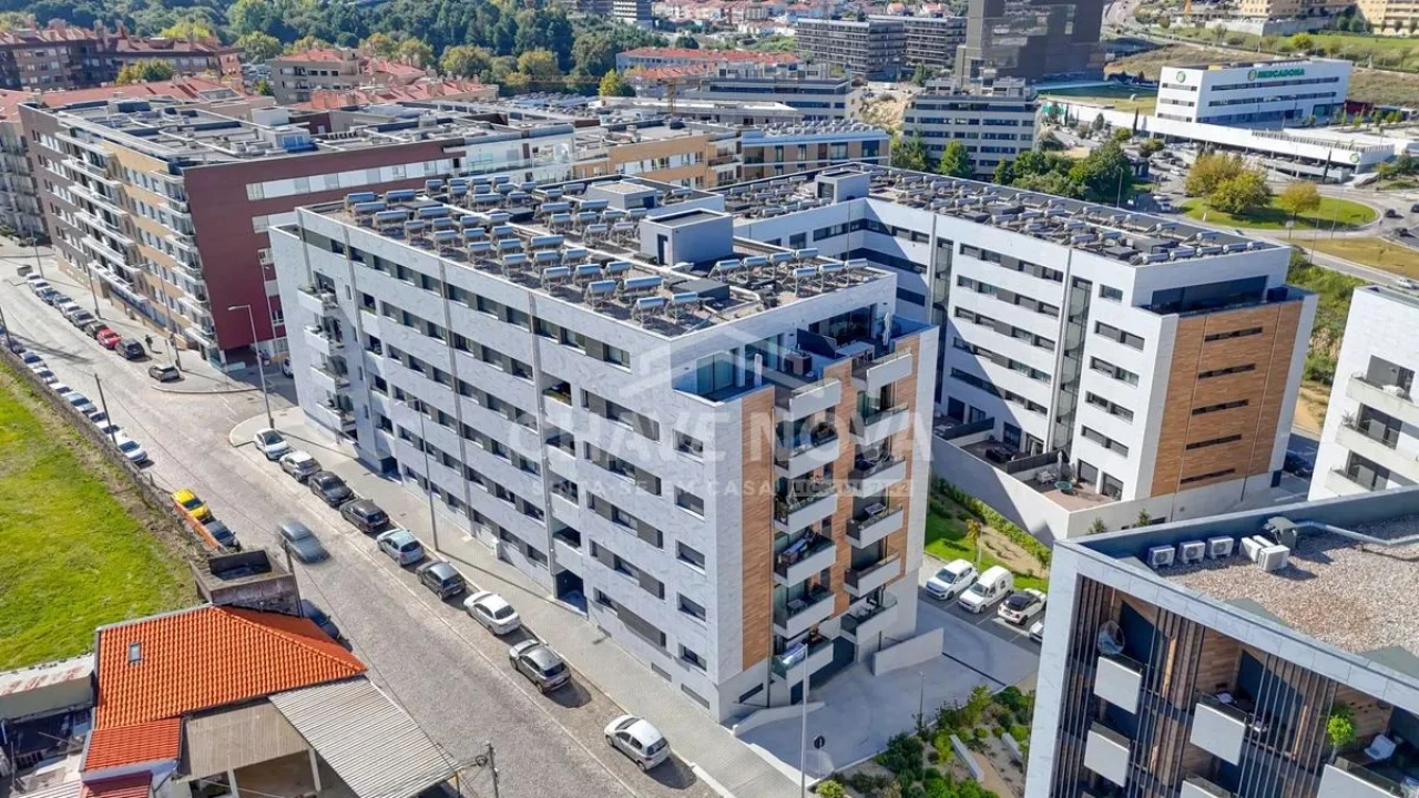 Apartamento T2 para Venda em Vila Nova de Gaia Foto 30